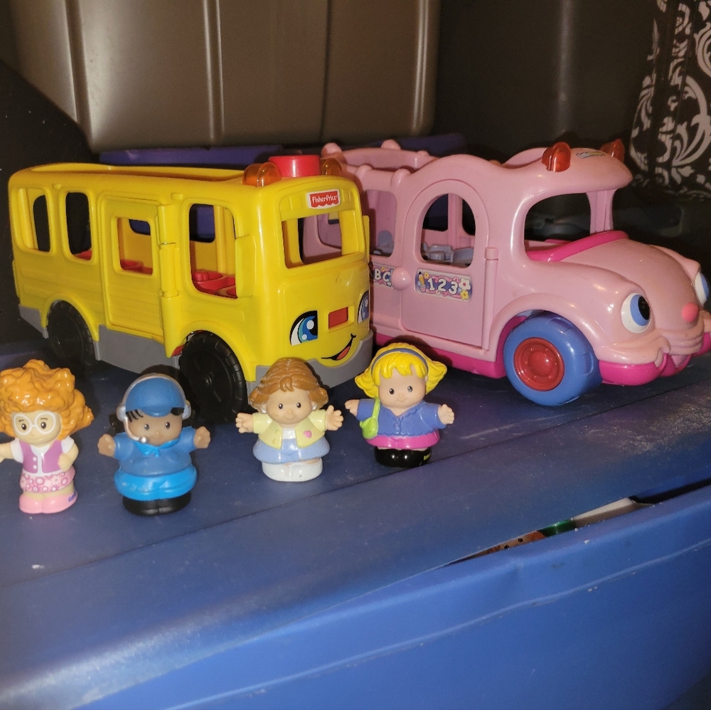 Fisher Price Little People School Bus Playset with Sound